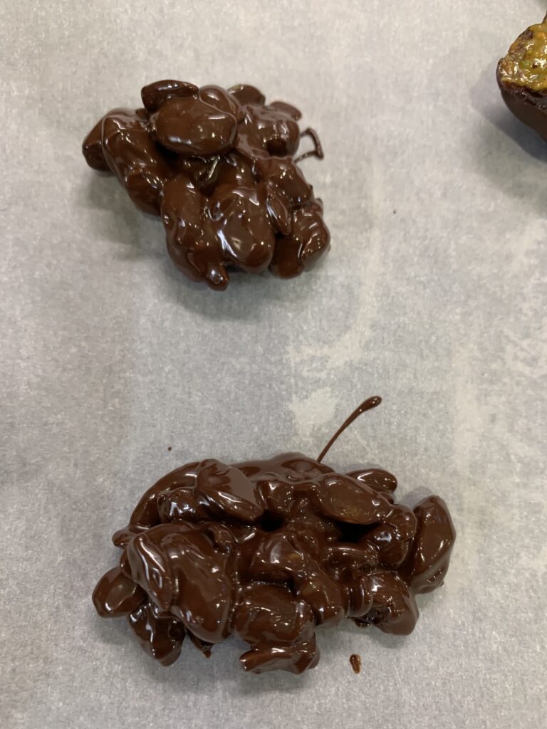 Chocolate nuts